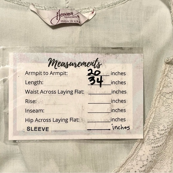 Vintage Henson Kickernick Lace Collared Nightgown with Lace Pockets and Pintuck. - Picture 9 of 9